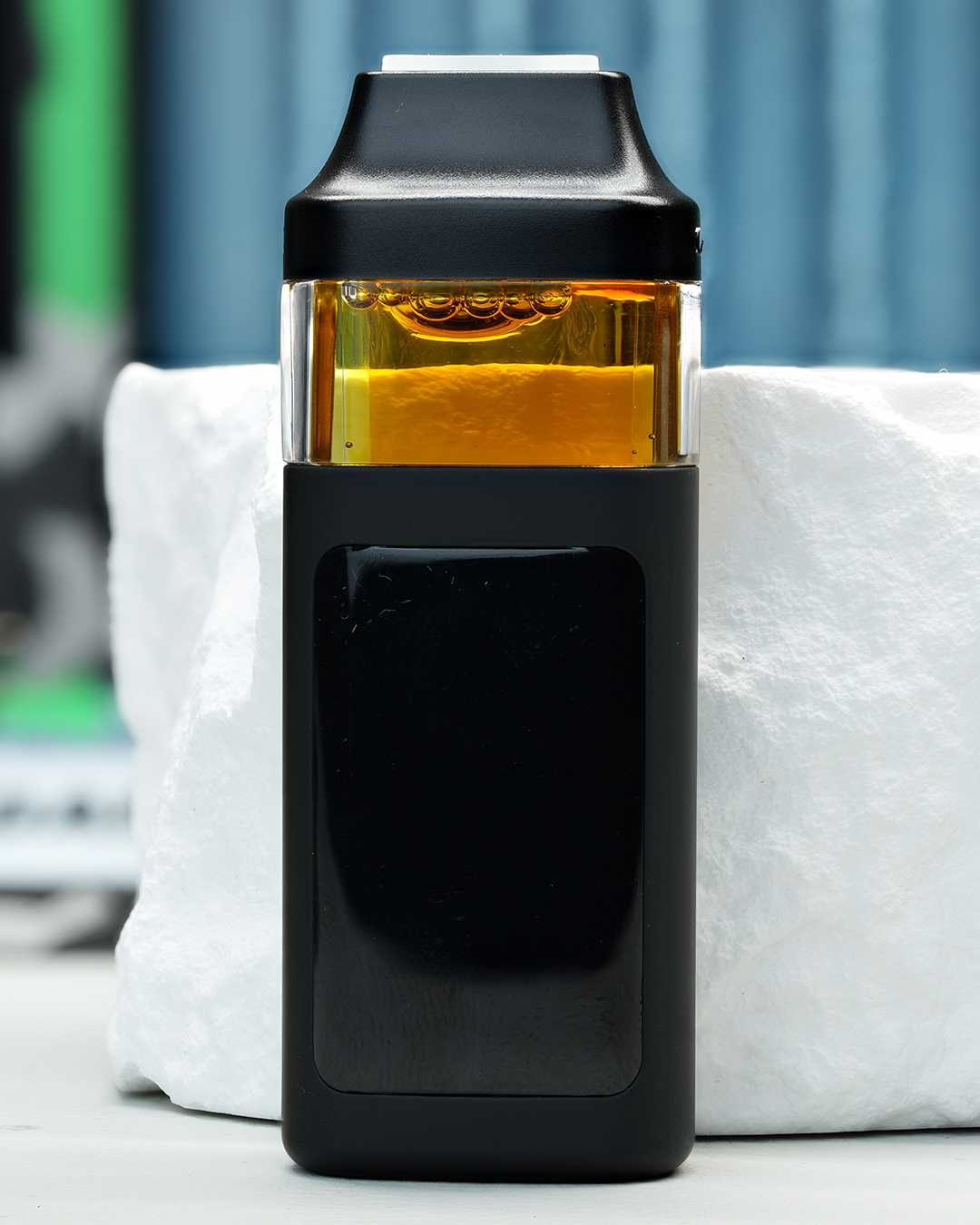2000mg Pineapple Express Nuke All-in-One vape with juicy pineapple, tangy citrus, woody spice, and anytime effects