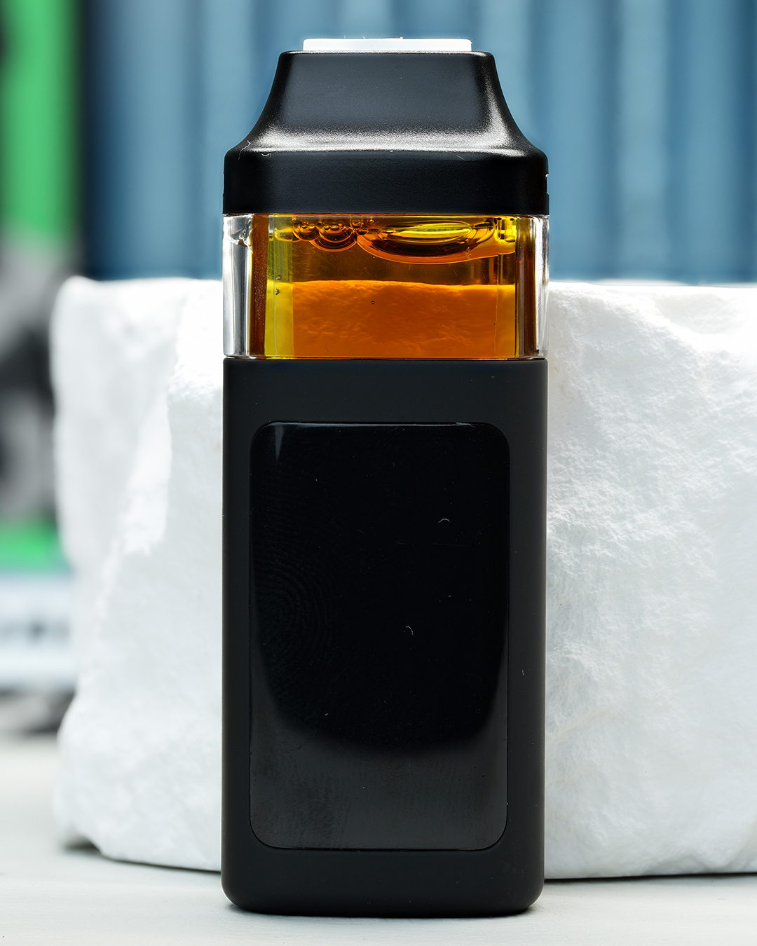 2000mg Z-Pie Nuke All-in-One with candy fruit, creamy pastry, citrus zest, vanilla, mellow gas, and mellowing effects