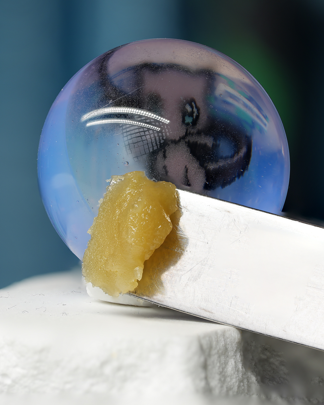 Toronja 90u Cold-Cured Rosin Jar with rich sour orange, grapefruit citrus, hazey citrus flavor, and Energizing effects